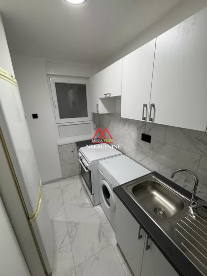 Bulevar Cara Lazara | 4zida.rs