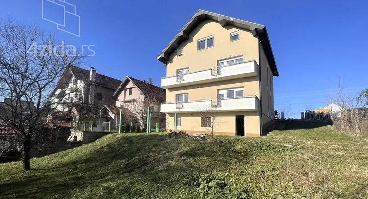 4-etažna kuća | 4zida