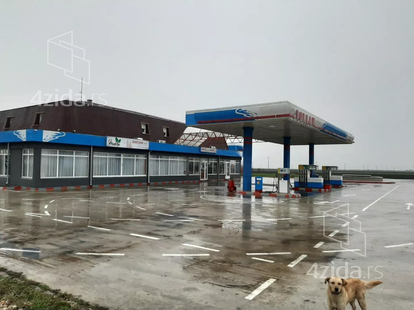 Poslovna zgrada | 4zida