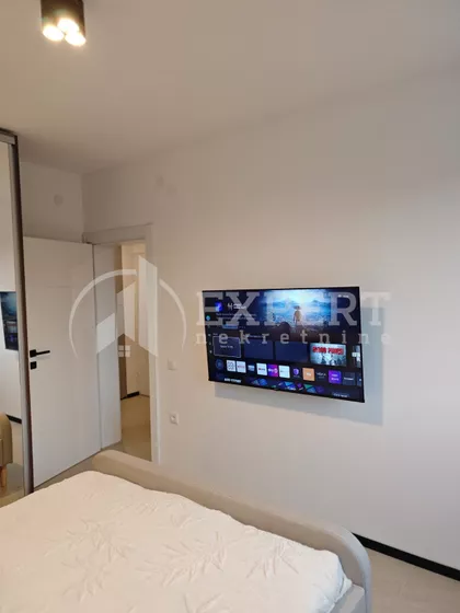 Cara Uroša | 4zida.rs