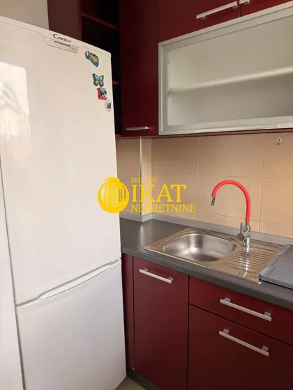 Ustanička | 4zida.rs