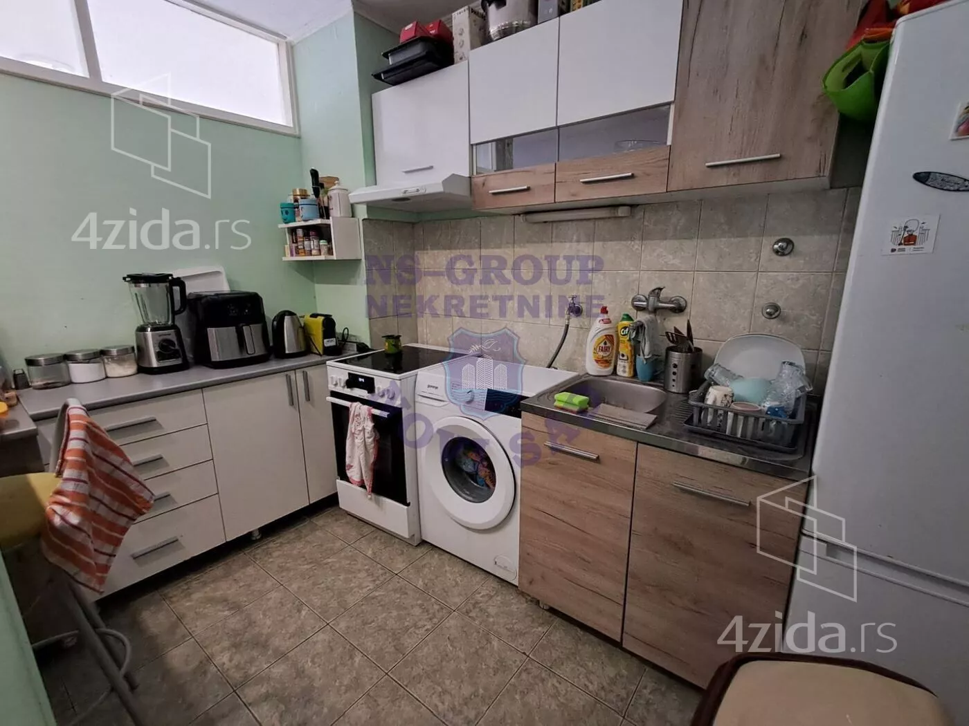 Dvoiposoban stan | 4zida