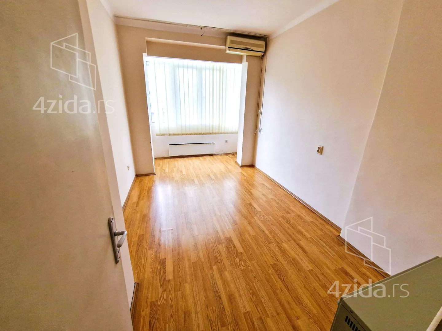 Kancelarija | 4zida