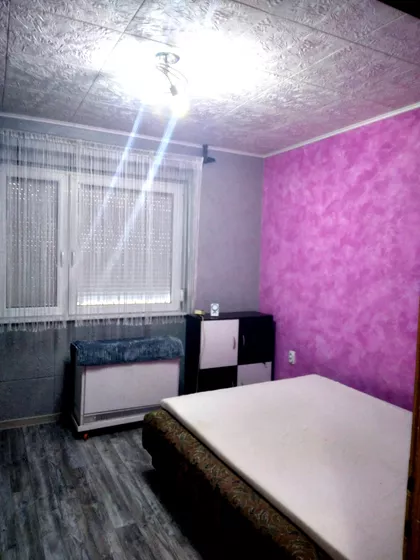 Sergeja Jesenjina 35 | 4zida.rs