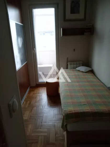 Ugrinovački put | 4zida.rs