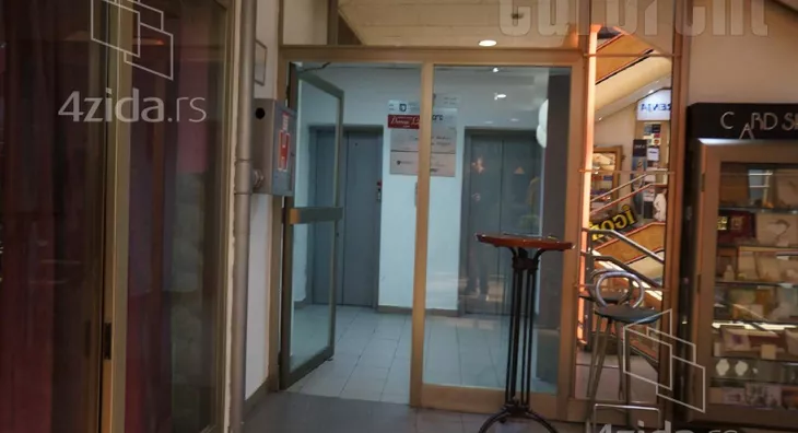 Poslovni prostor | 4zida