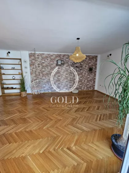 Radnička | 4zida.rs