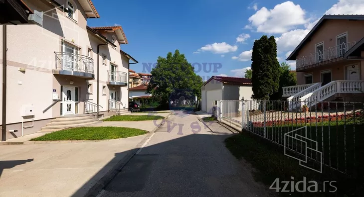 3-etažna kuća | 4zida