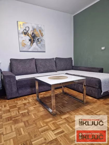 Novo Naselje | 4zida.rs