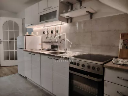 Koste Trifkovića | 4zida.rs