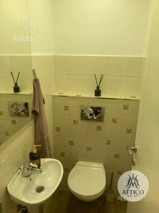 Troiposoban stan | 4zida