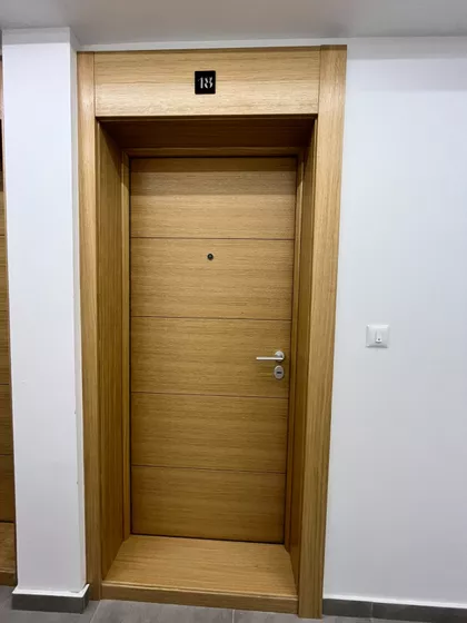 Stojana Novakovića 77 | 4zida.rs