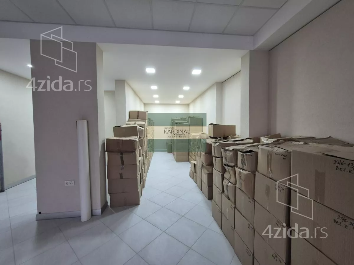 Poslovni prostor | 4zida