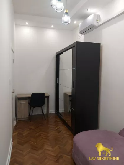 STRAŽILOVSKA | 4zida.rs