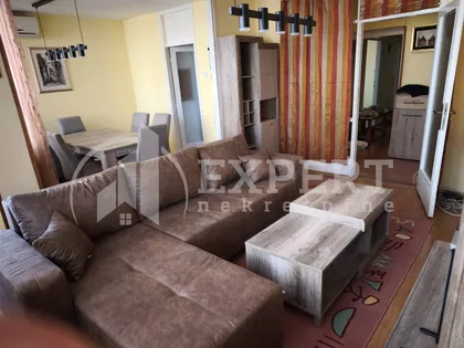 Cara Uroša | 4zida.rs