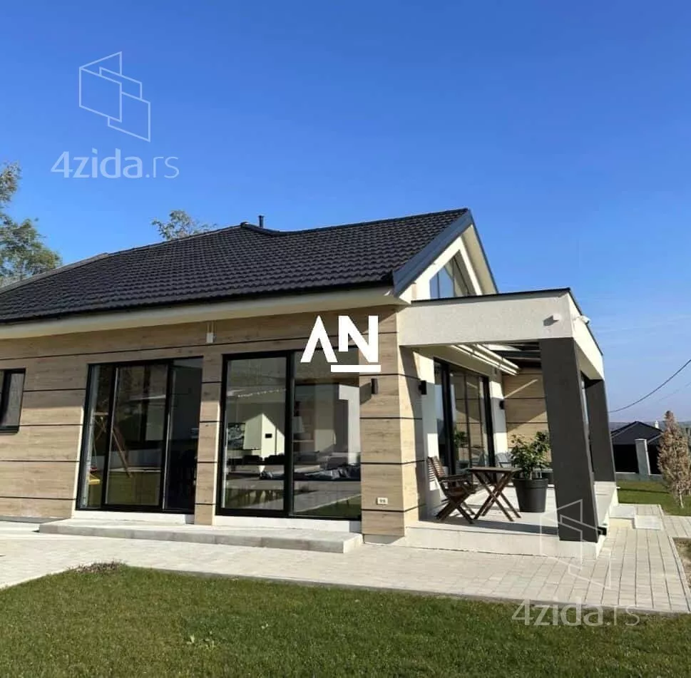 Kuća | 4zida