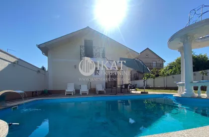 Novi Banovci | 4zida.rs