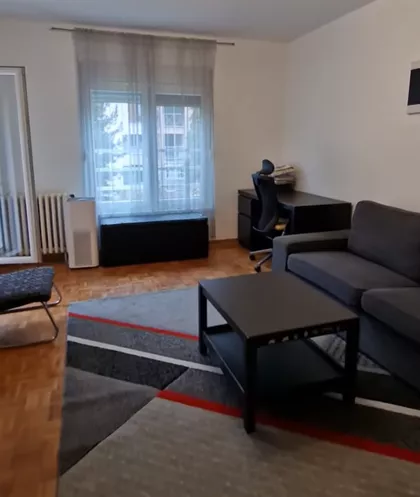 Ismeta Mujezinovića 18 | 4zida.rs