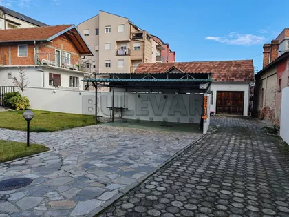 Karađorđeva | 4zida.rs