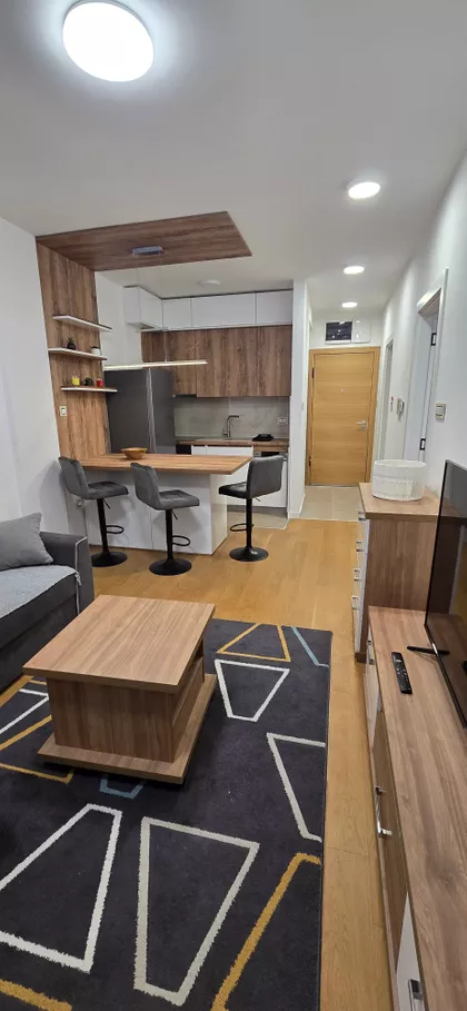 Valentina Vodnika 4 | 4zida.rs