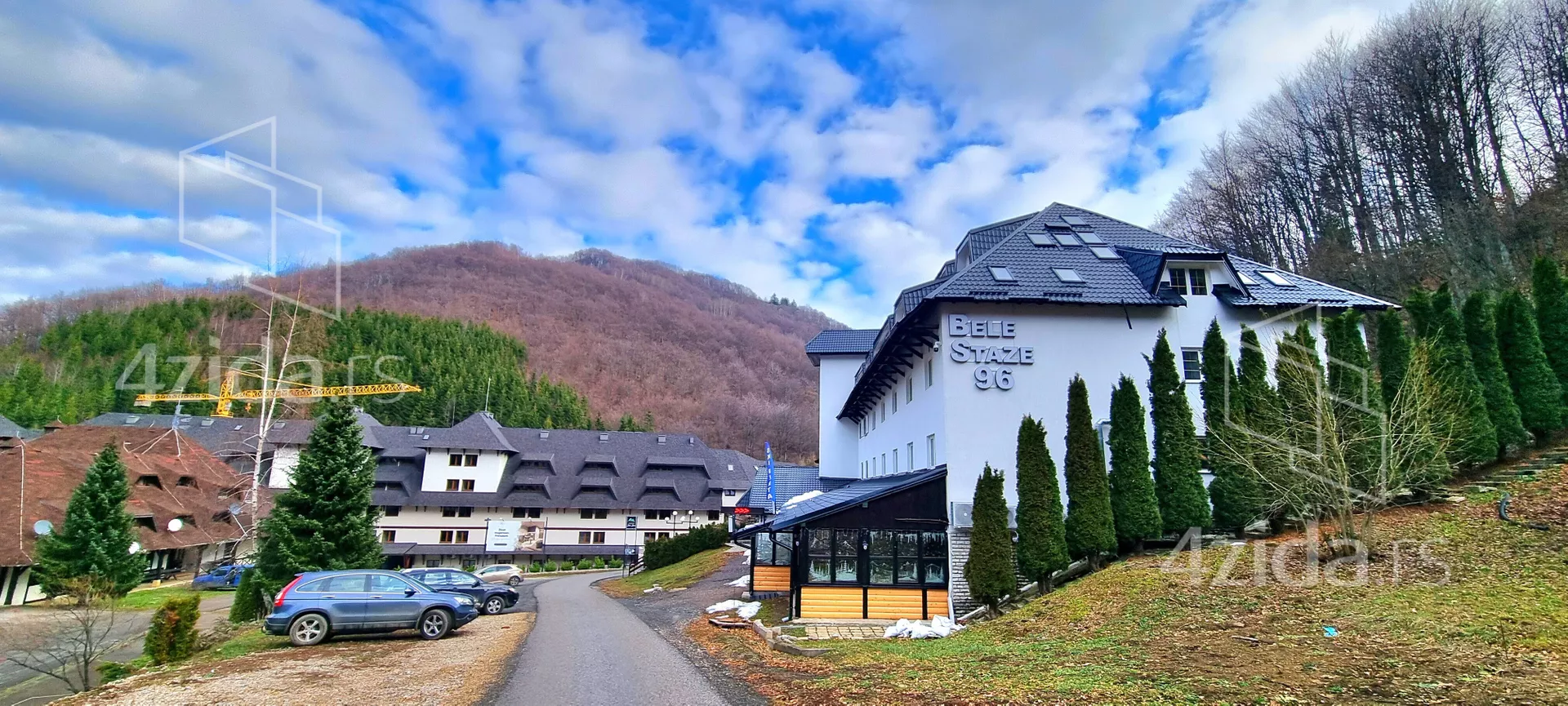 Dvoiposoban stan | 4zida