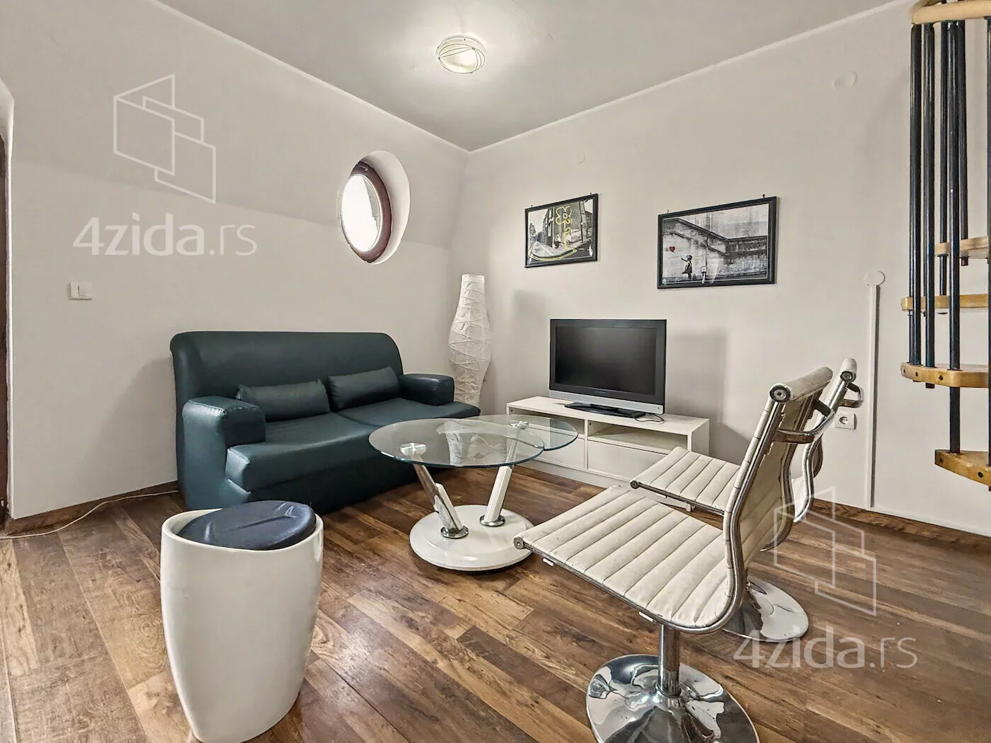 Dvoiposoban stan | 4zida