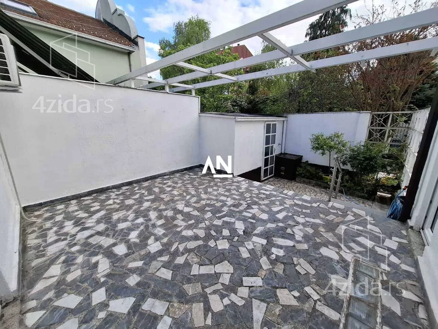 3-etažna kuća | 4zida