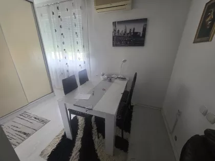 Bulevar Nemanjića 32 | 4zida.rs