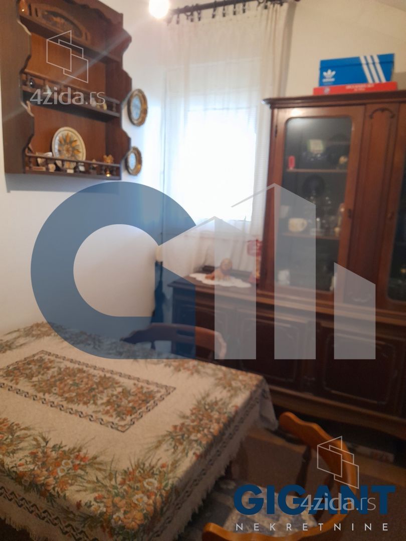 Omladinsko šetalište – pohled 3