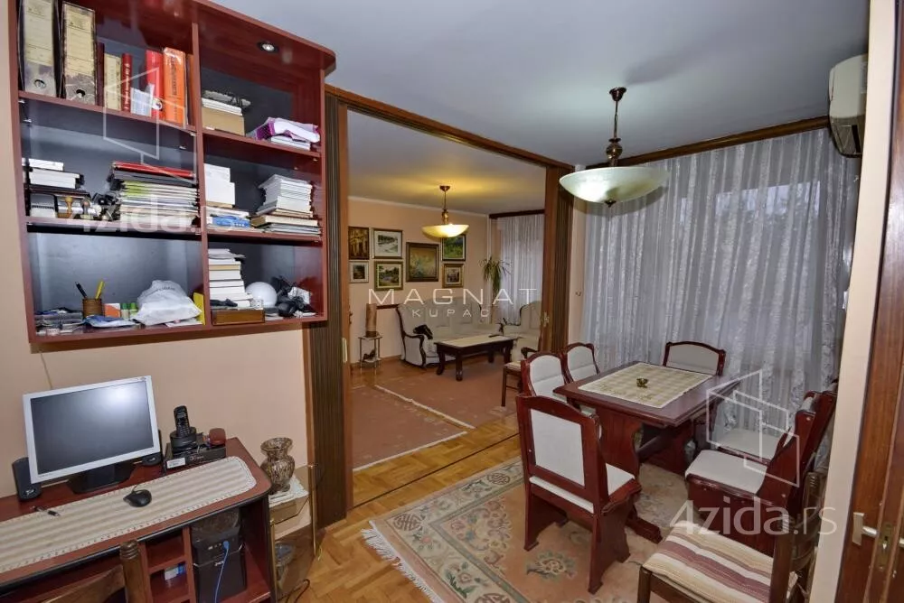 Troiposoban stan | 4zida