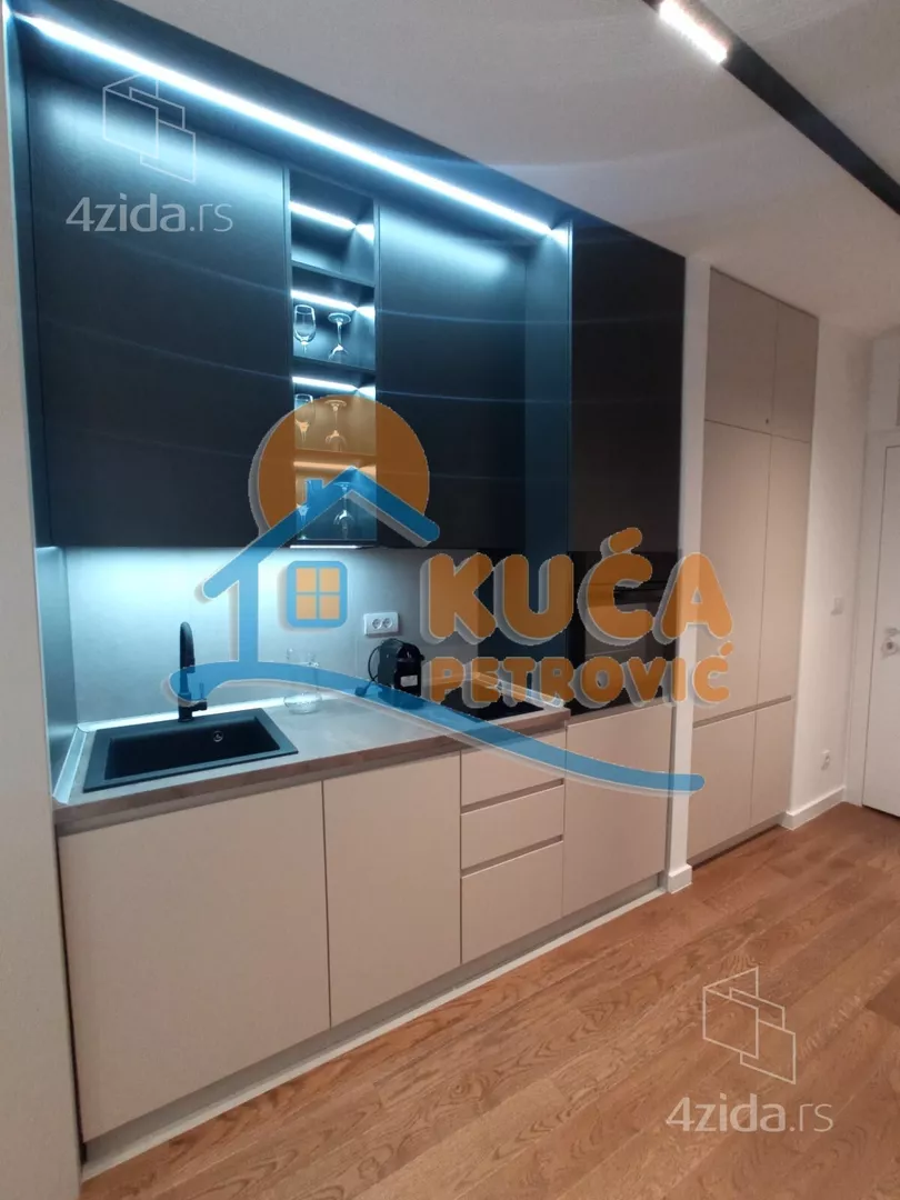 Garsonjera | 4zida
