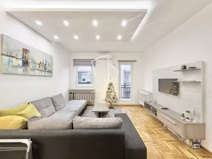 Miljana Miljanića | 4zida.rs