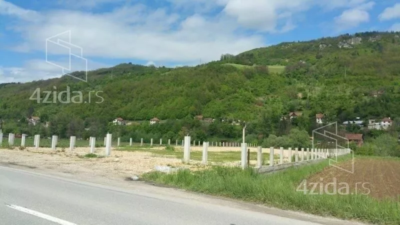 Plac | 4zida
