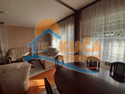 Prvomajska | 4zida.rs