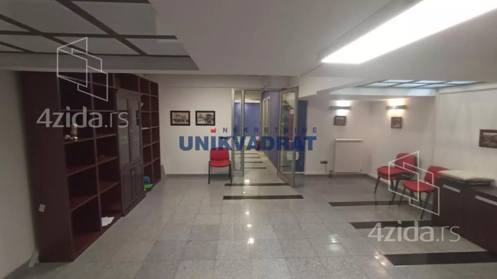 Poslovni prostor | 4zida