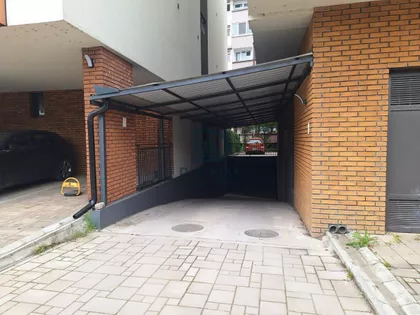 Vojna Bolnica | 4zida.rs