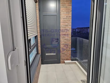 Novo Naselje | 4zida.rs