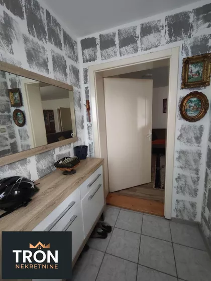 Nemanjina | 4zida.rs