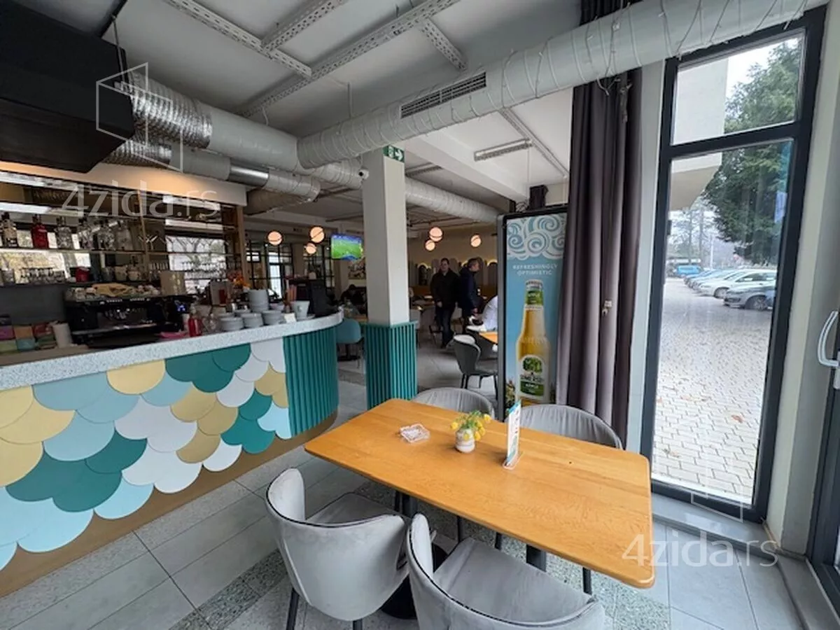 Ugostiteljski objekat | 4zida