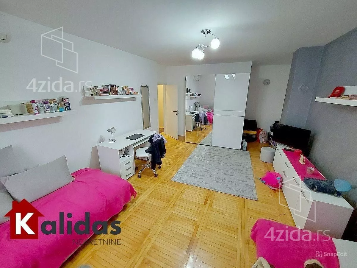 Troiposoban stan | 4zida