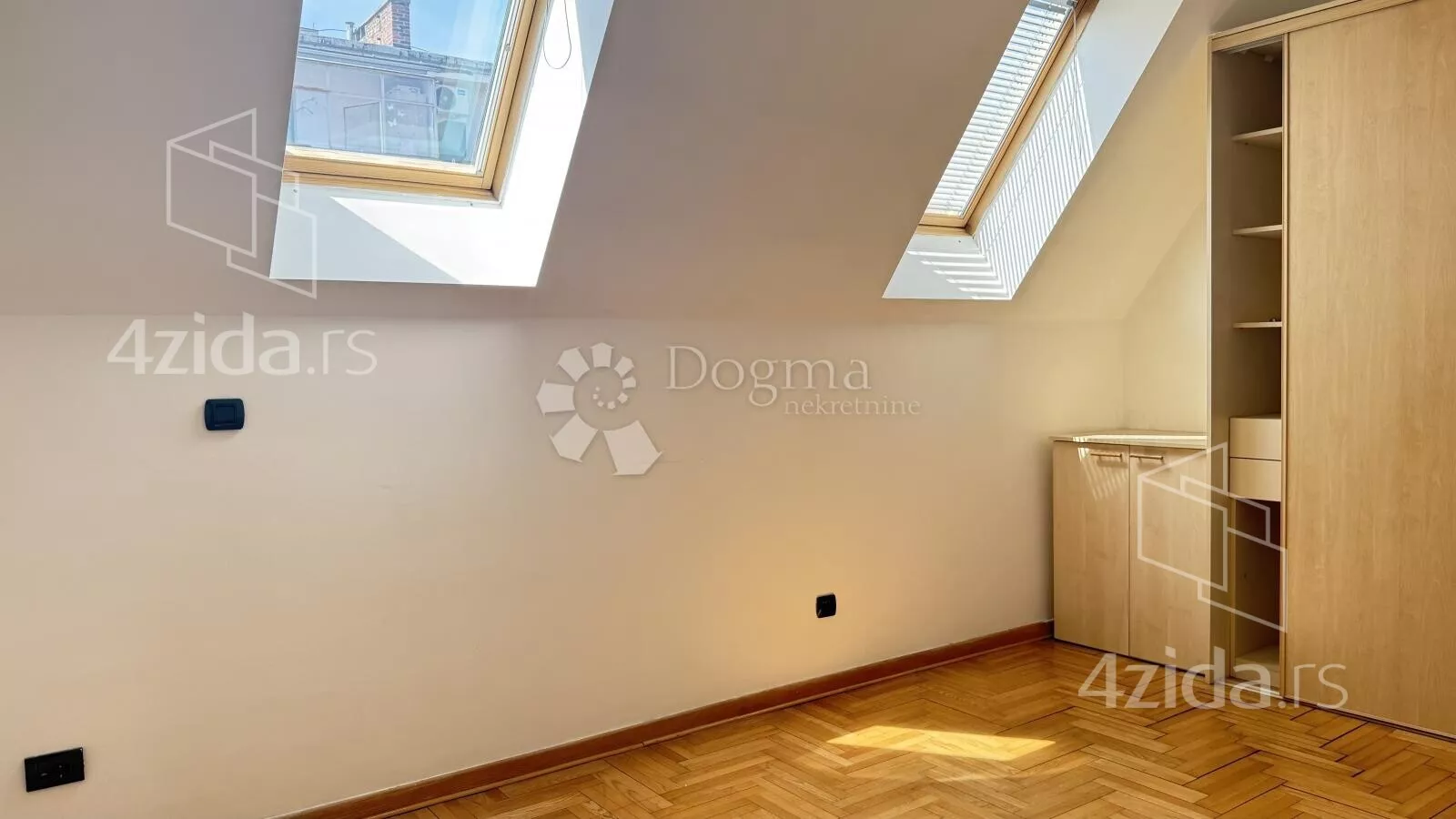 Šestosoban stan | 4zida