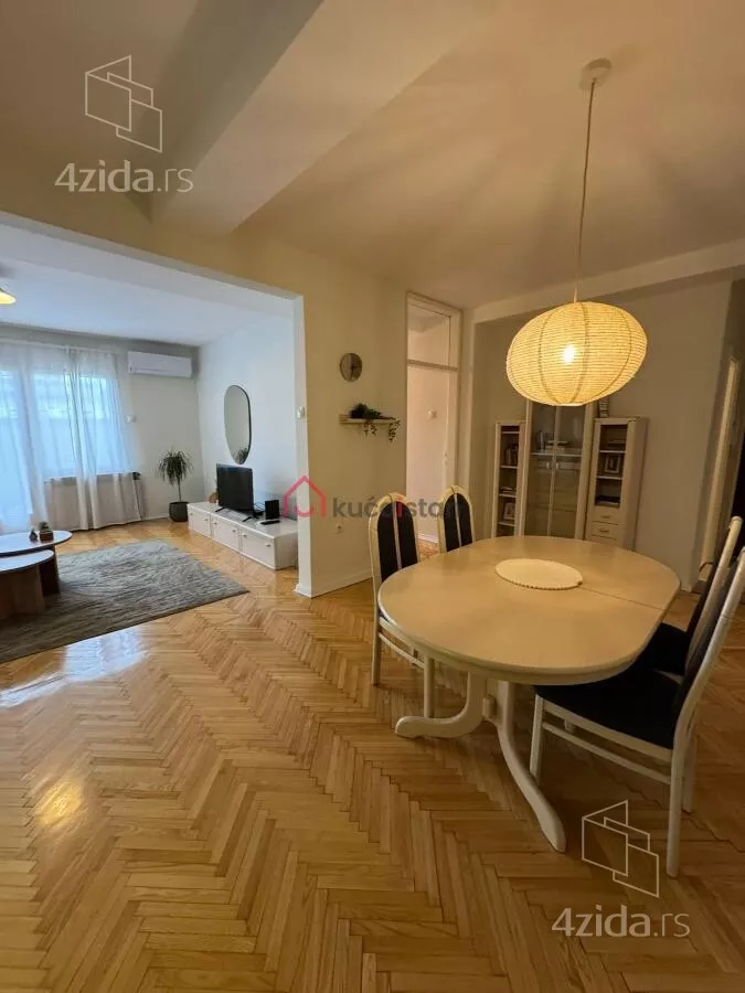 Petosoban stan | 4zida