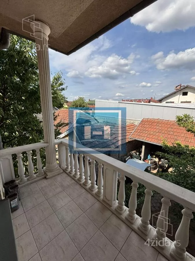 Kuća | 4zida