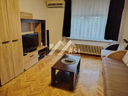 Trg Marije Trandafil | 4zida.rs