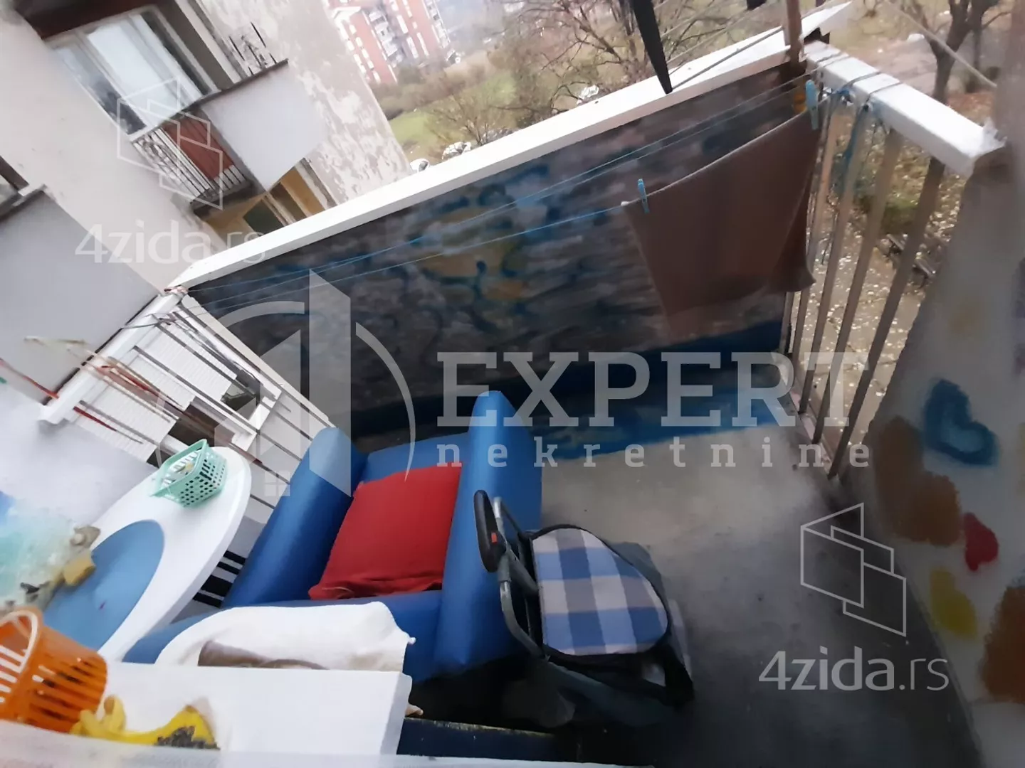 Jednoiposoban stan | 4zida
