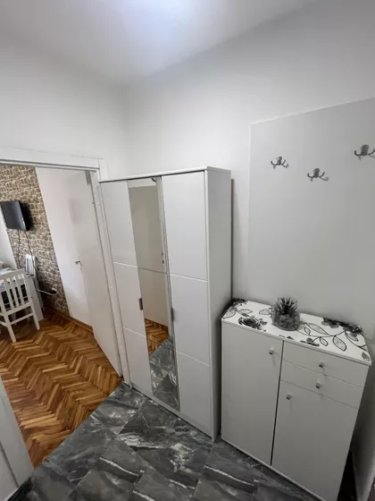 Meštrovićeva | 4zida.rs