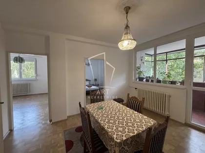 Velbuška | 4zida.rs