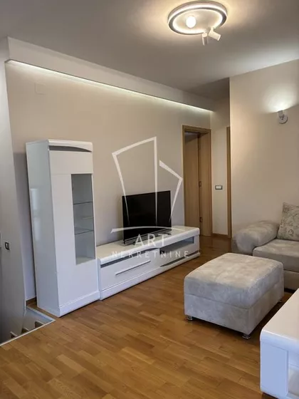 Kneza Višeslava | 4zida.rs