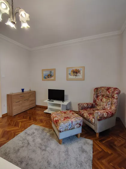 Hadži-Ruvimova | 4zida.rs