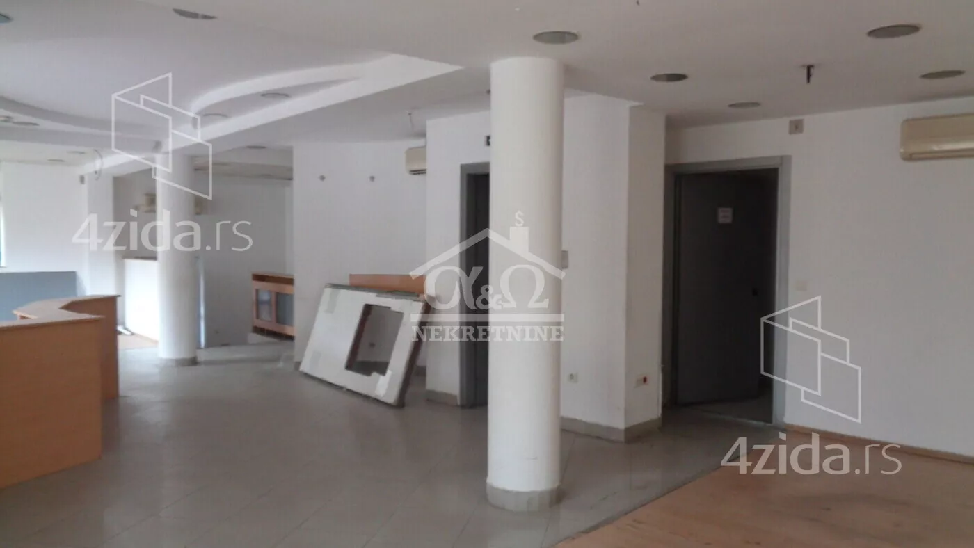 Poslovni prostor | 4zida